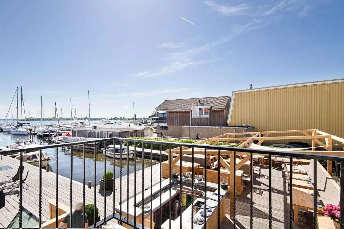 Foto van de Appartement gelegen aan de Oud-Loosdrechtsedijk in Loosdrecht