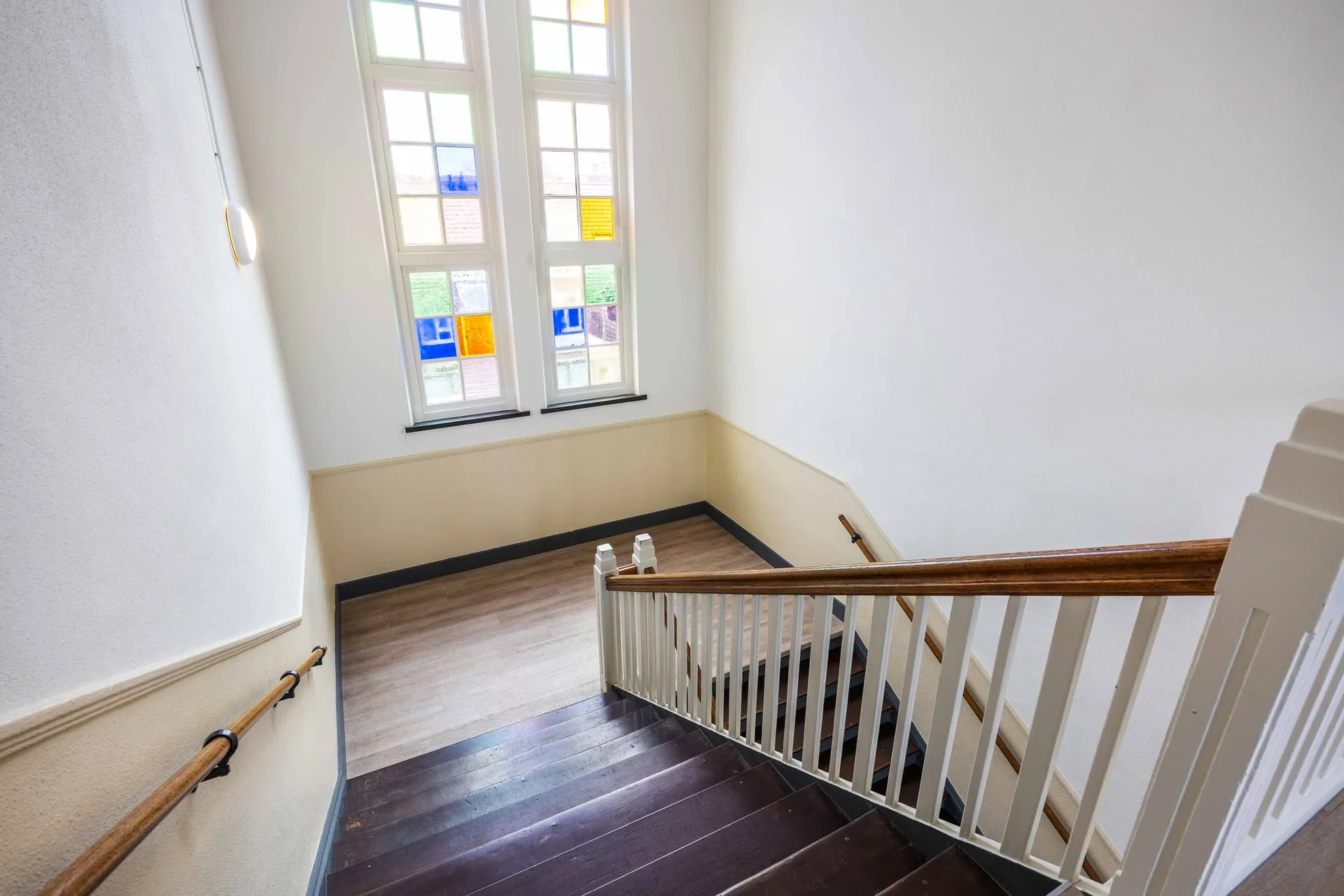 geblurde versie van de foto als achtergrond