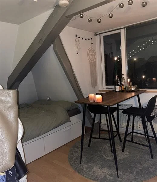 Foto van de Kamer gelegen aan de St.-Janshovenstraat in Utrecht