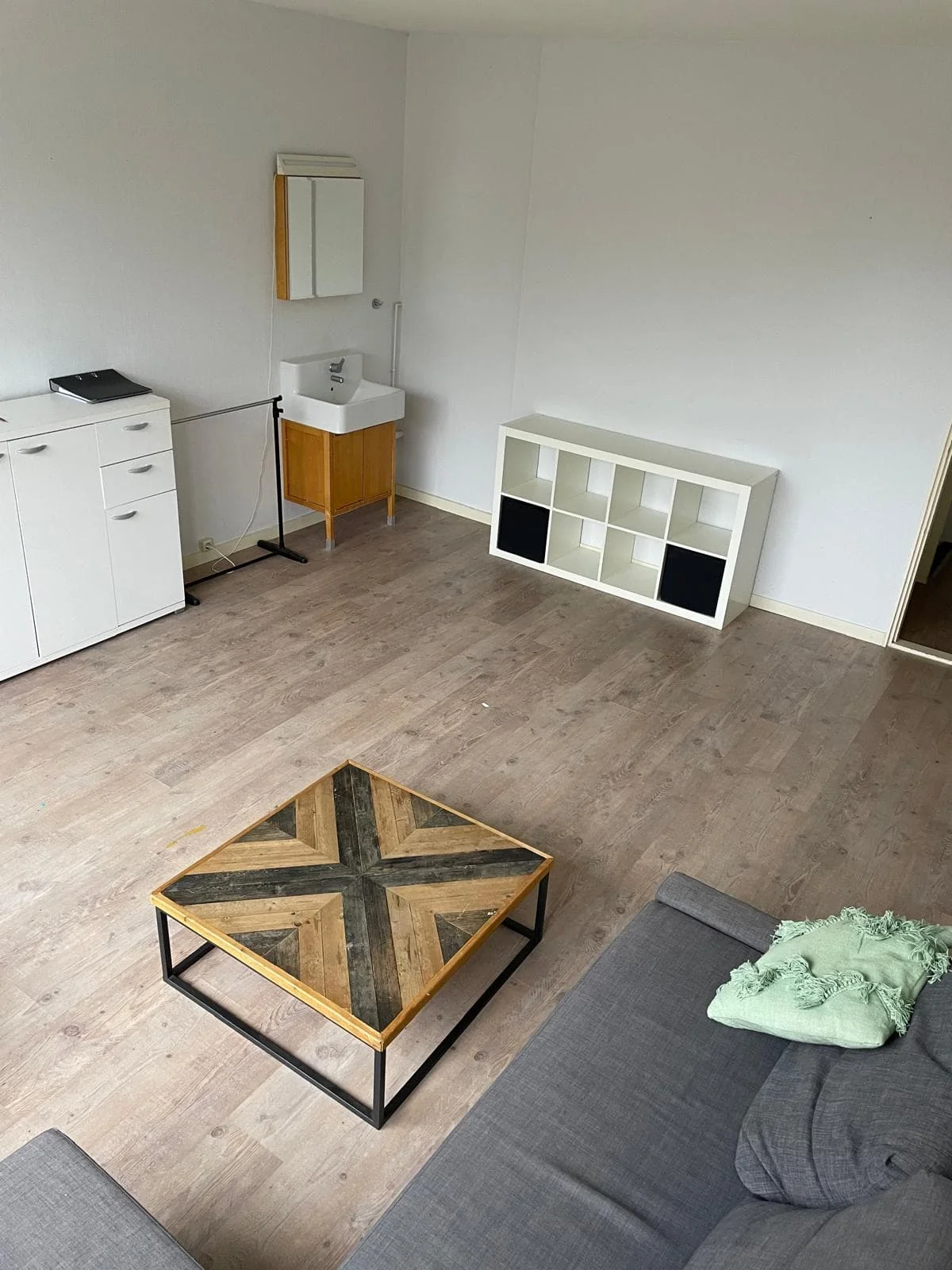 geblurde versie van de foto als achtergrond