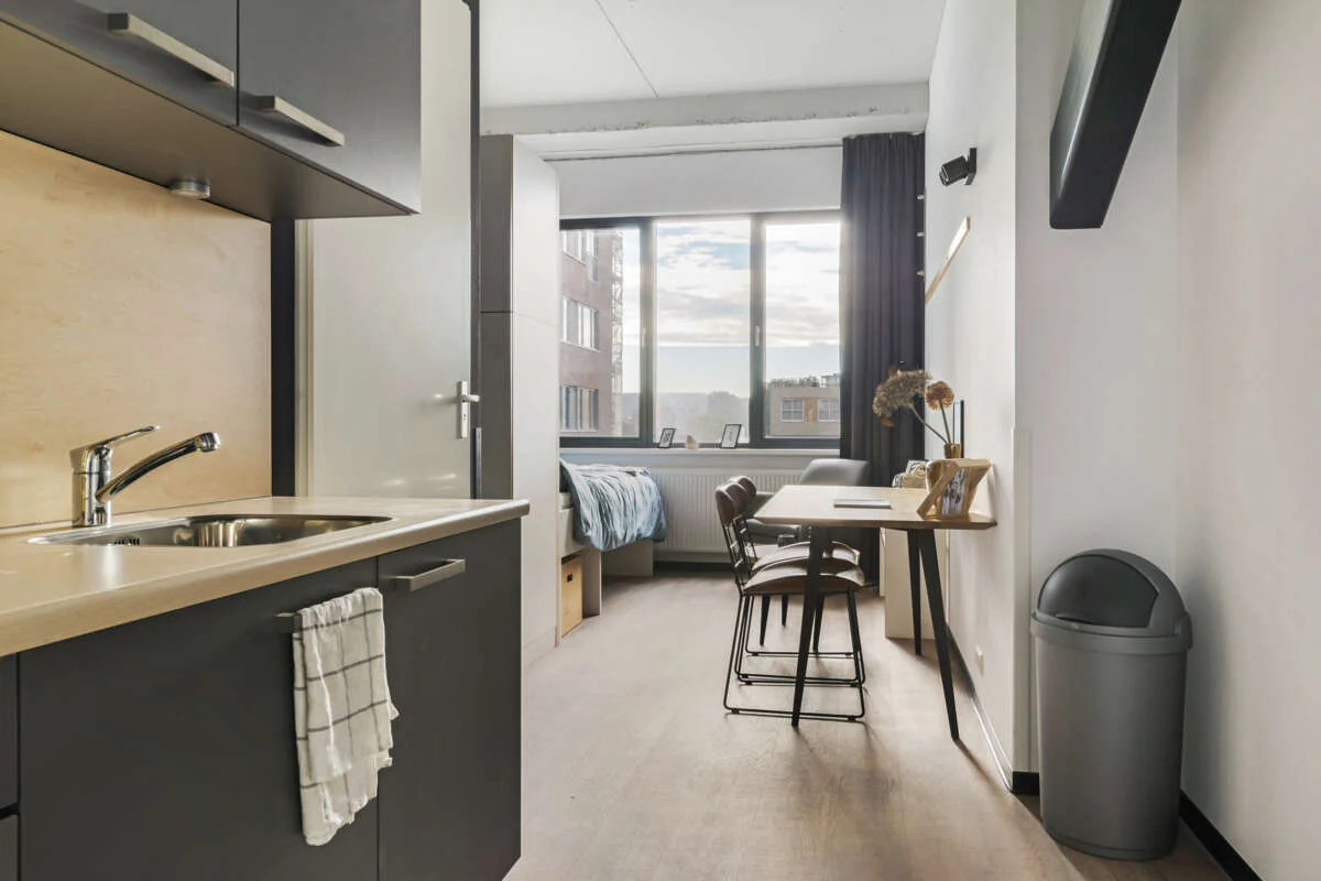 Foto van de Studio gelegen aan de Bijlmerdreef in Amsterdam