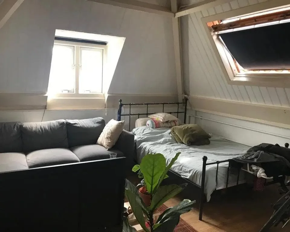 Foto van de Kamer gelegen aan de Warmoezierstraat in Delft