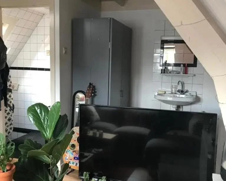 Foto van de Kamer gelegen aan de Warmoezierstraat in Delft