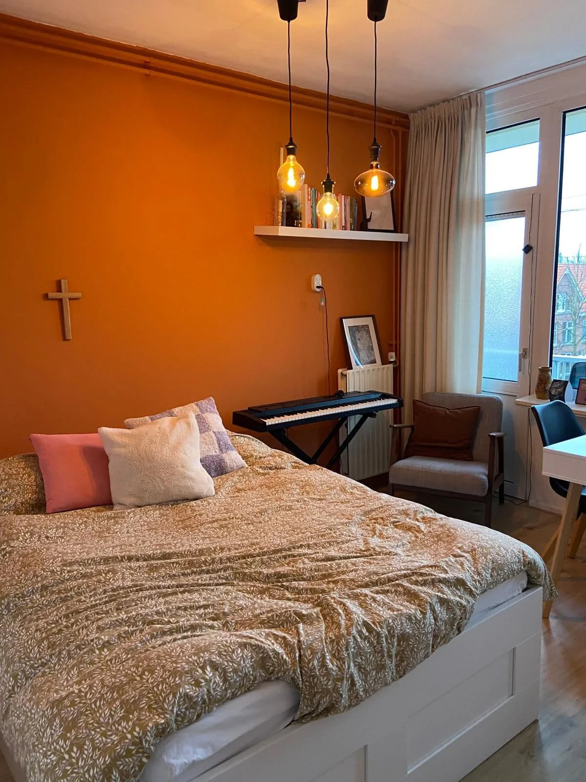 geblurde versie van de foto als achtergrond