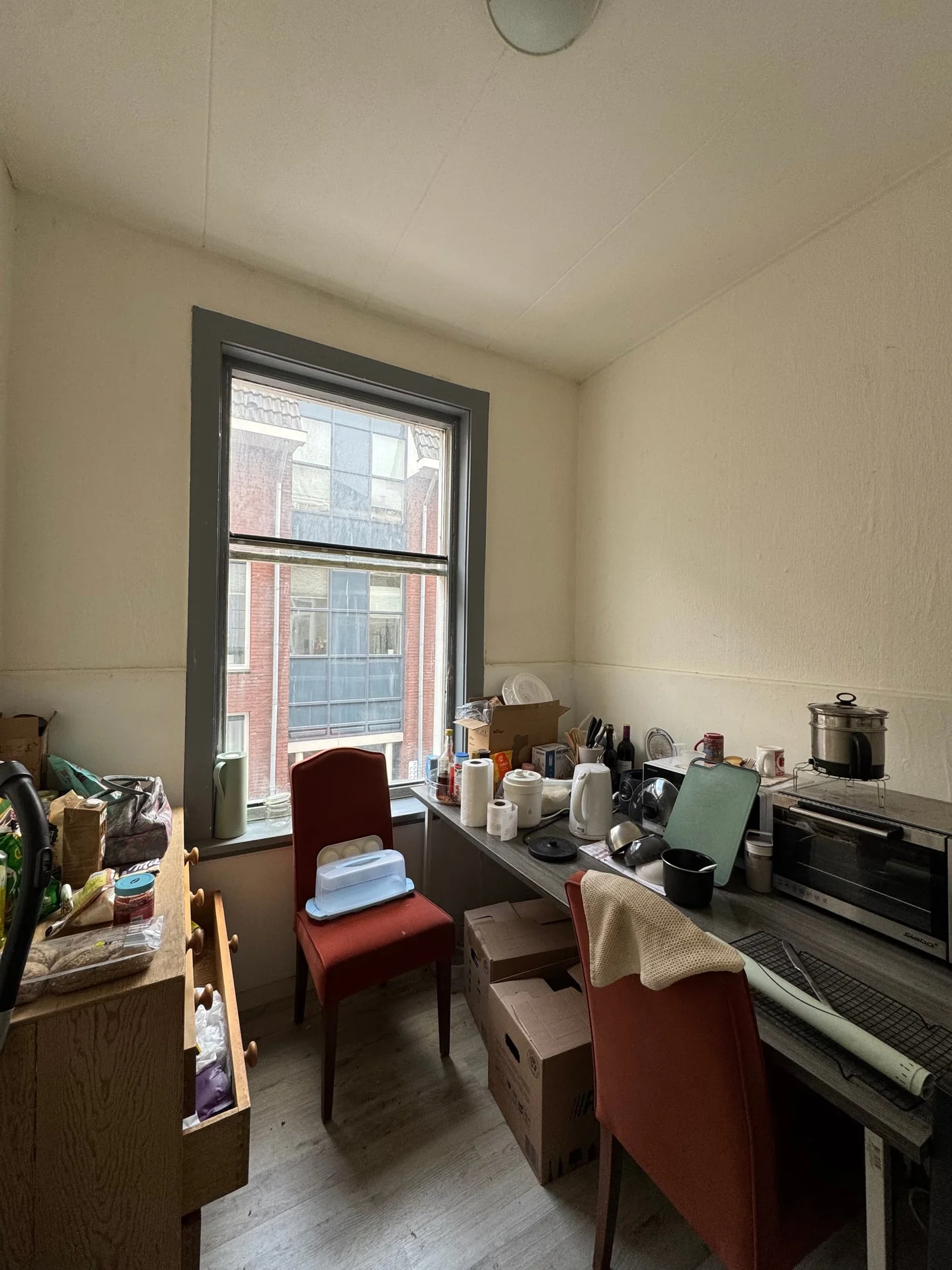 geblurde versie van de foto als achtergrond