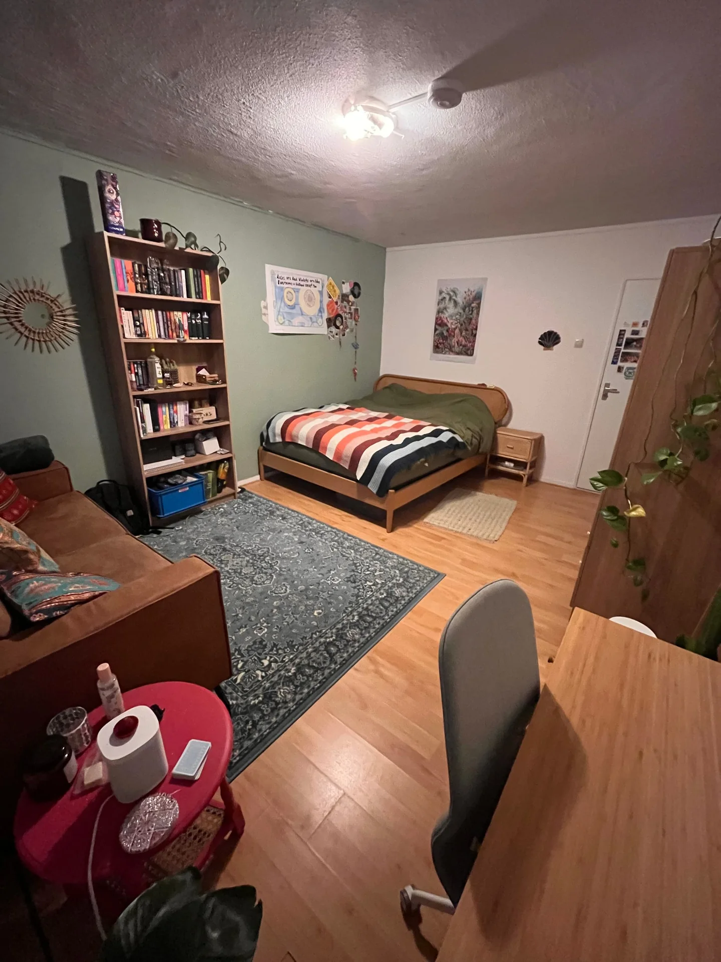 Foto van de Kamer gelegen aan de E. du Perronlaan in Delft