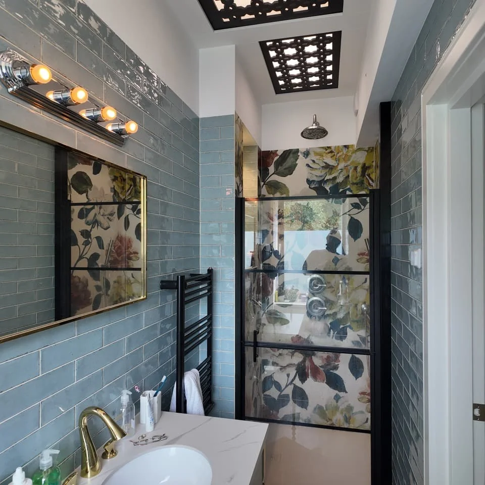 geblurde versie van de foto als achtergrond