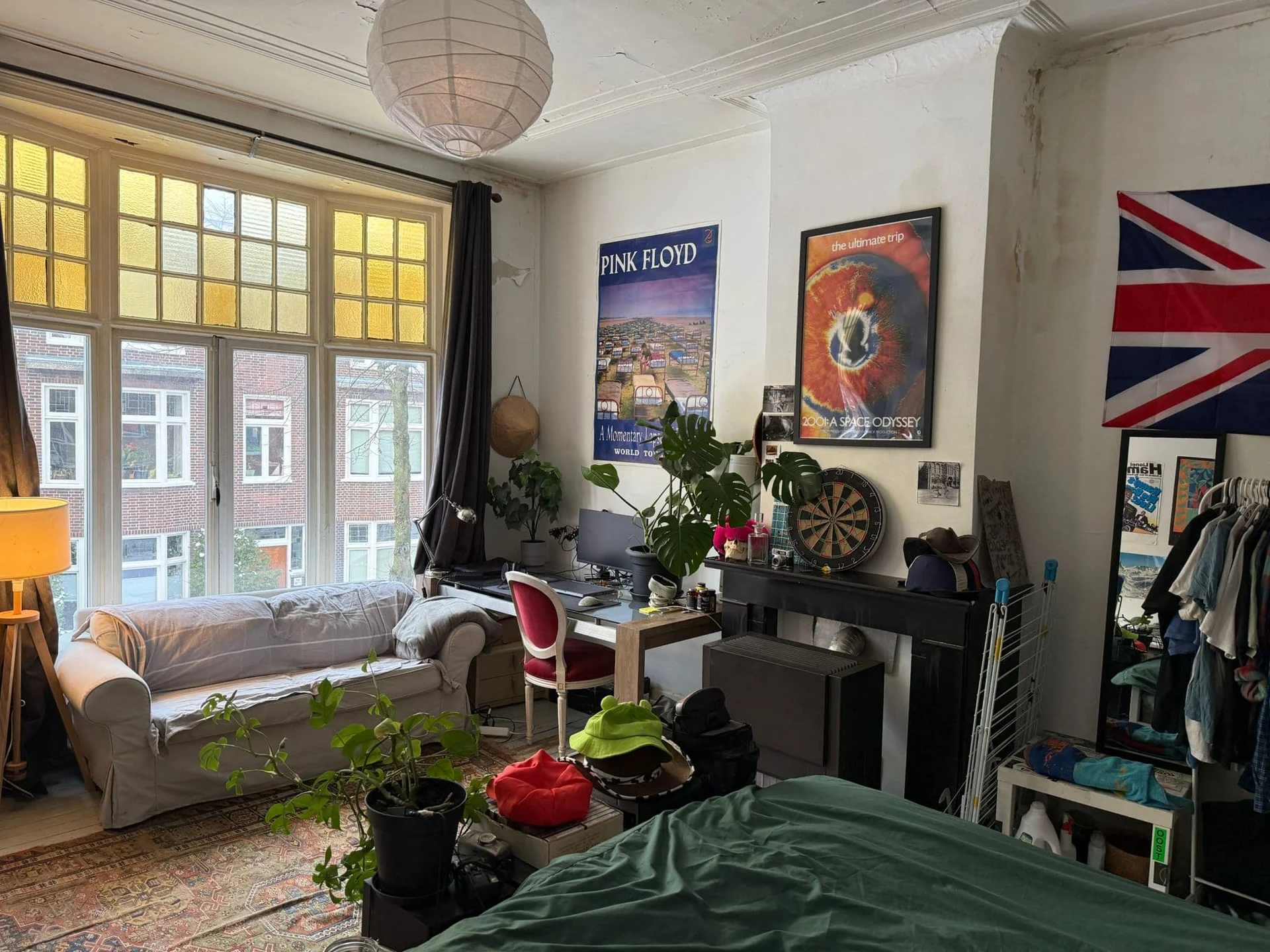 geblurde versie van de foto als achtergrond