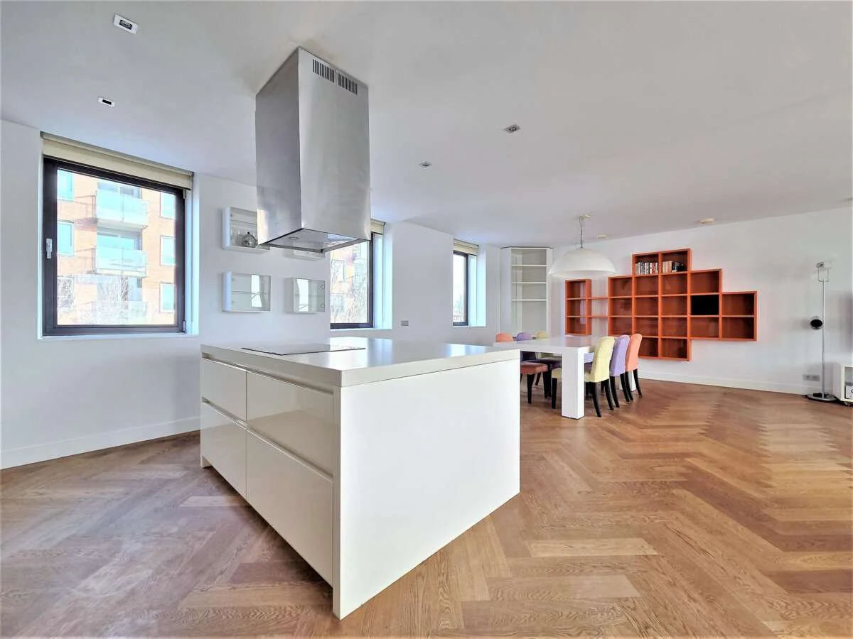 Foto van de Appartement gelegen aan de Ben van Meerendonkstraat in Amsterdam