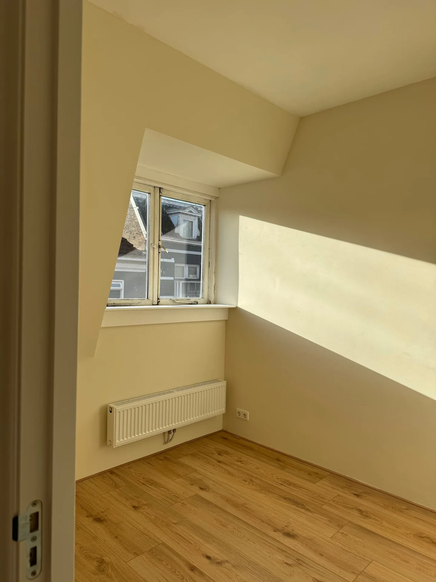 Foto van de Kamer gelegen aan de Bisschop Willebrandlaan in Zwolle