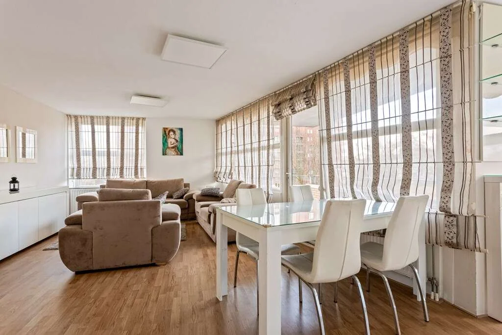 Foto van de Appartement gelegen aan de Jan van Duivenvoordestraat in Amsterdam