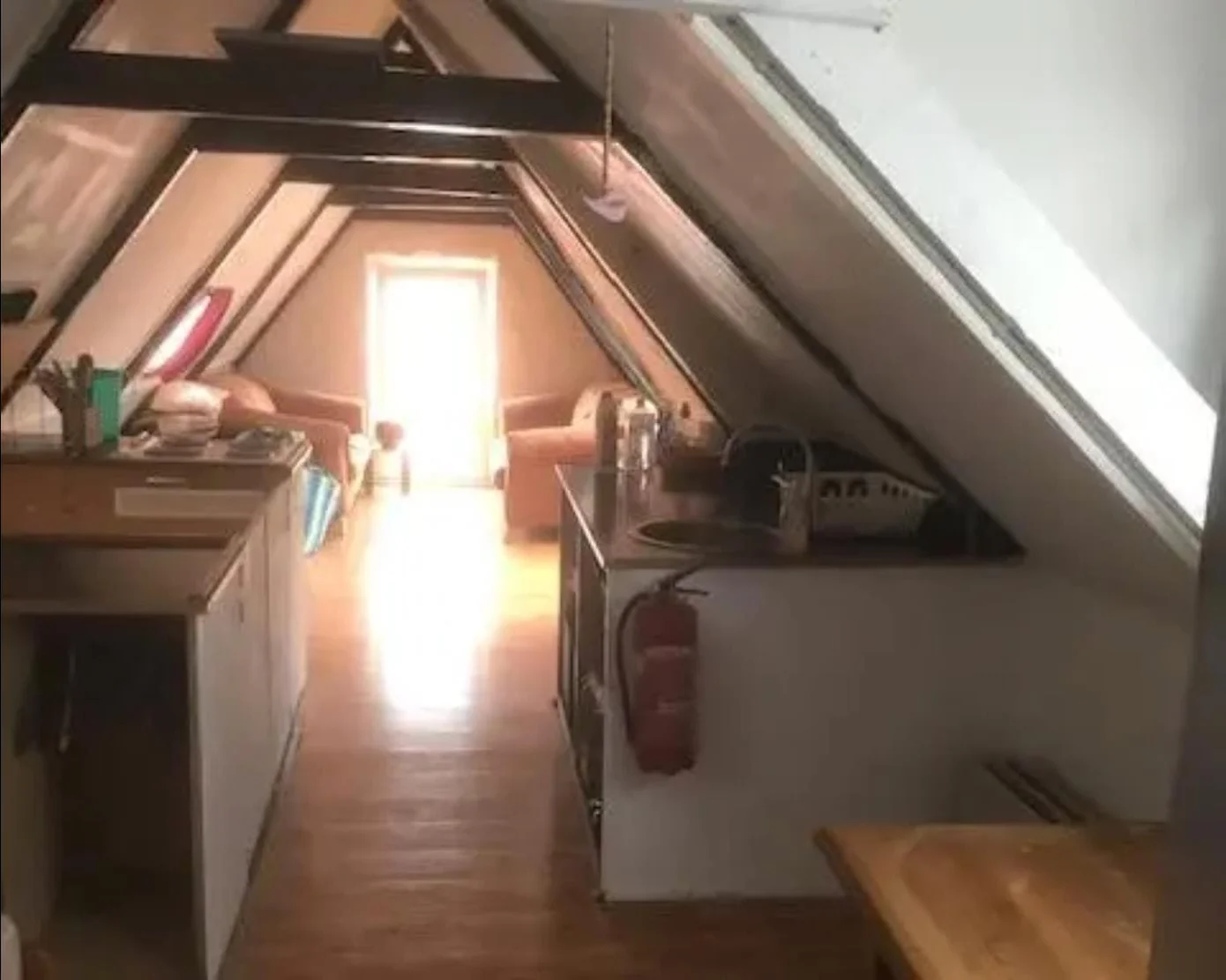 geblurde versie van de foto als achtergrond