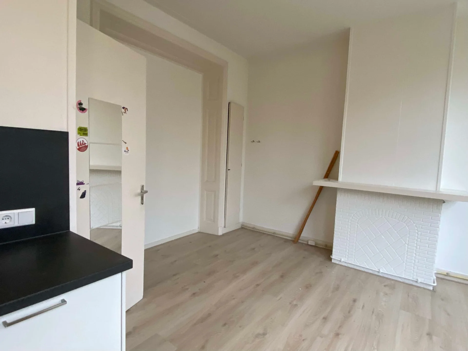 geblurde versie van de foto als achtergrond