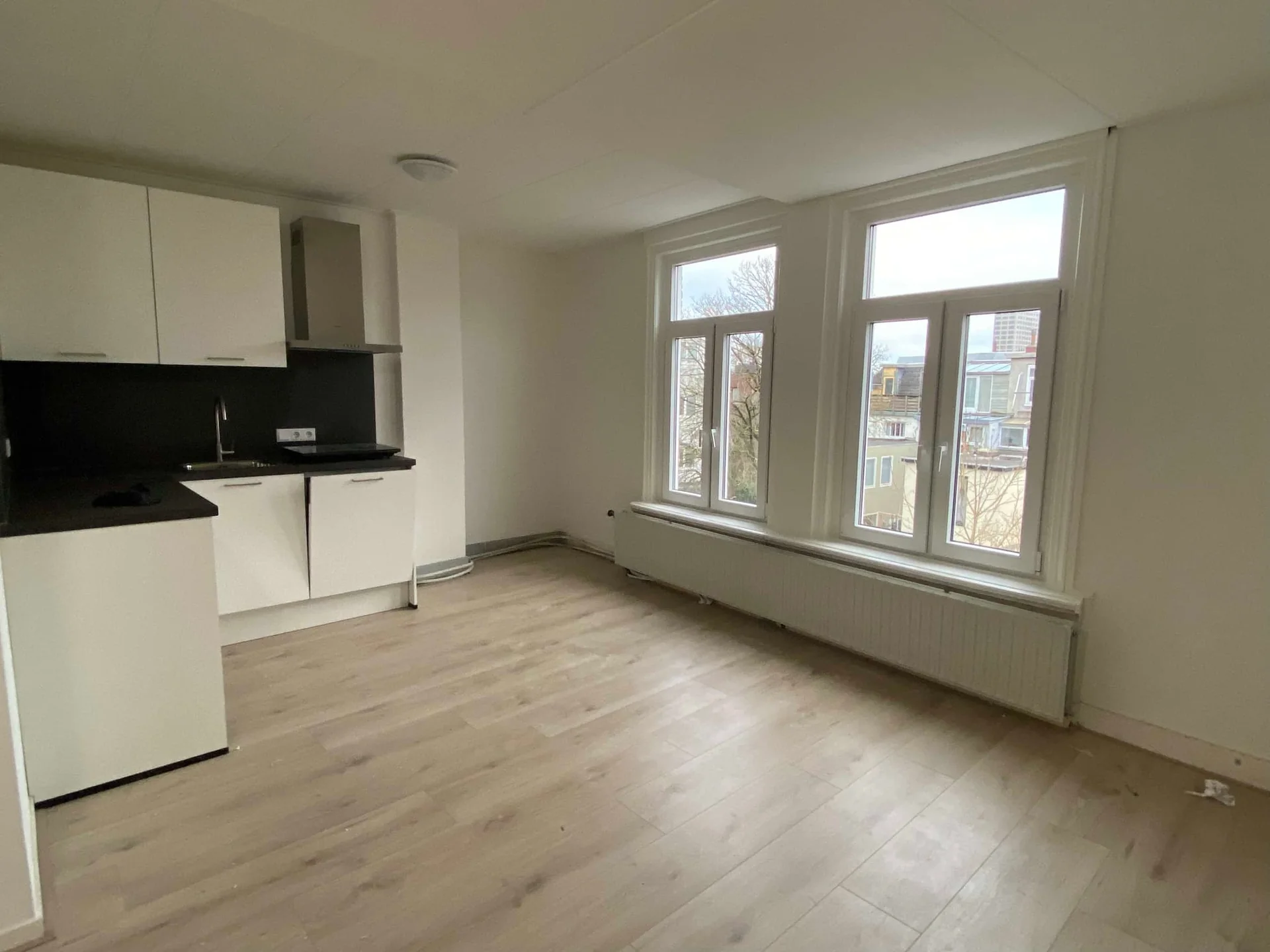 geblurde versie van de foto als achtergrond