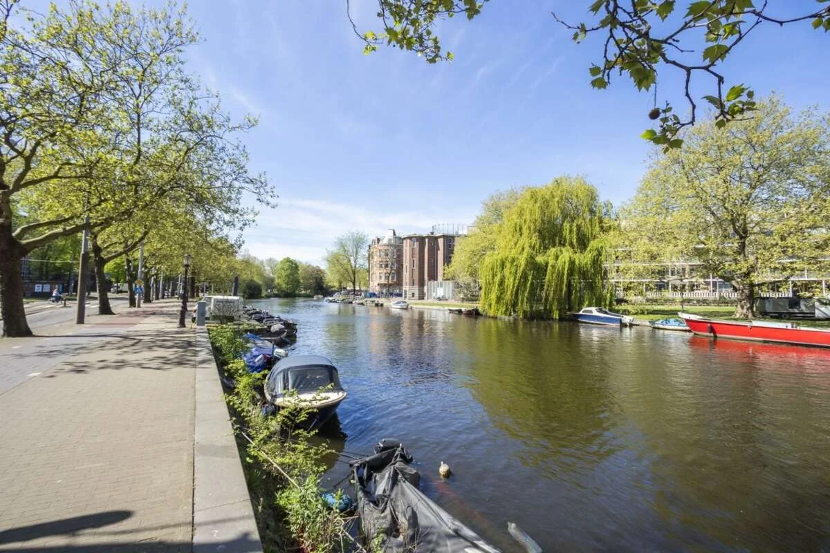 Foto van de Appartement gelegen aan de Mauritskade in Amsterdam