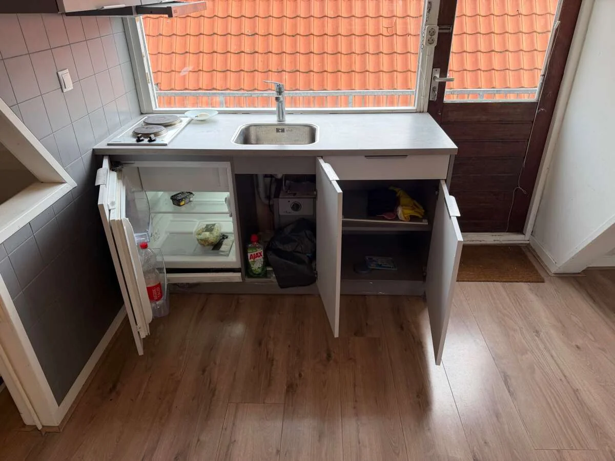 geblurde versie van de foto als achtergrond