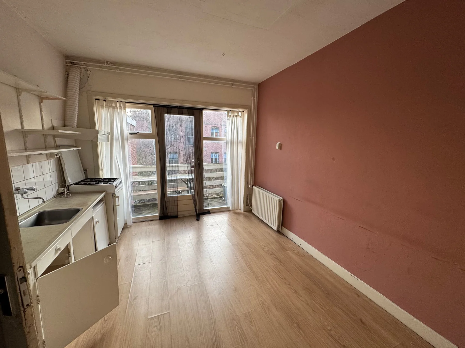 geblurde versie van de foto als achtergrond