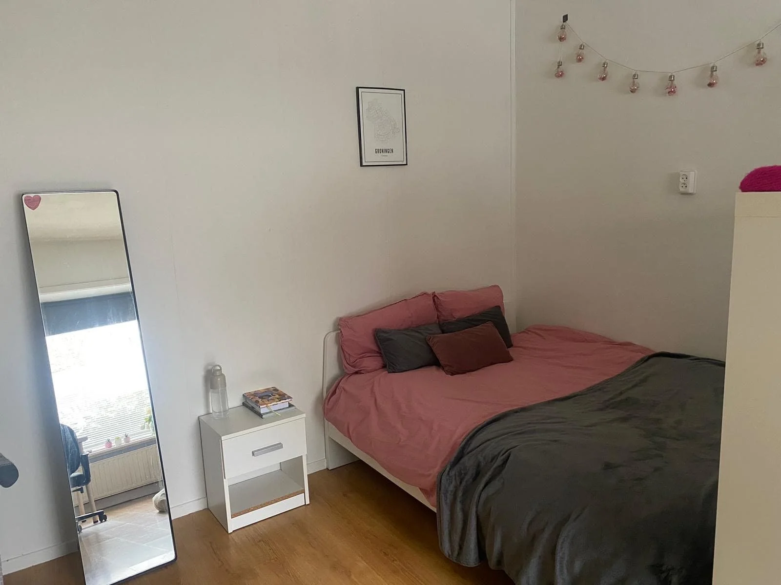 geblurde versie van de foto als achtergrond