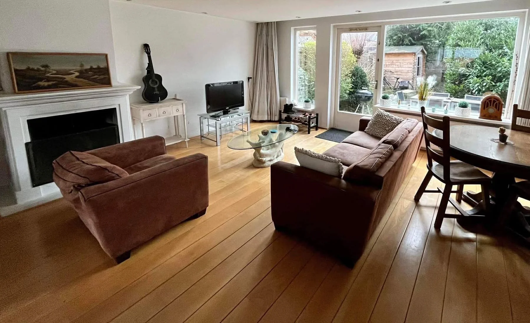 geblurde versie van de foto als achtergrond