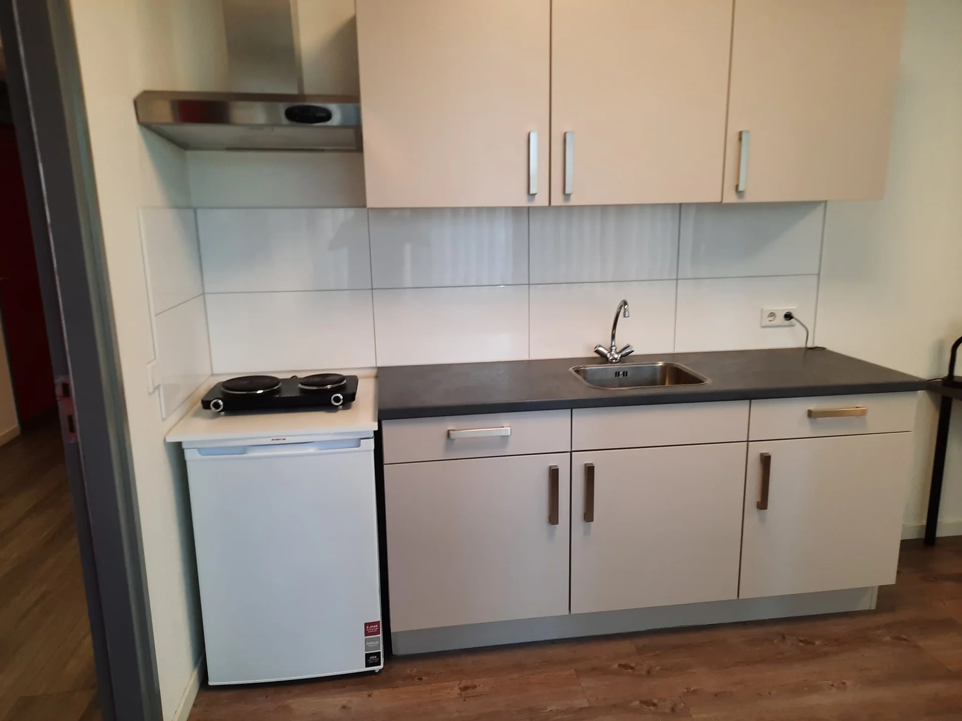 geblurde versie van de foto als achtergrond