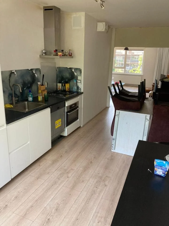 geblurde versie van de foto als achtergrond