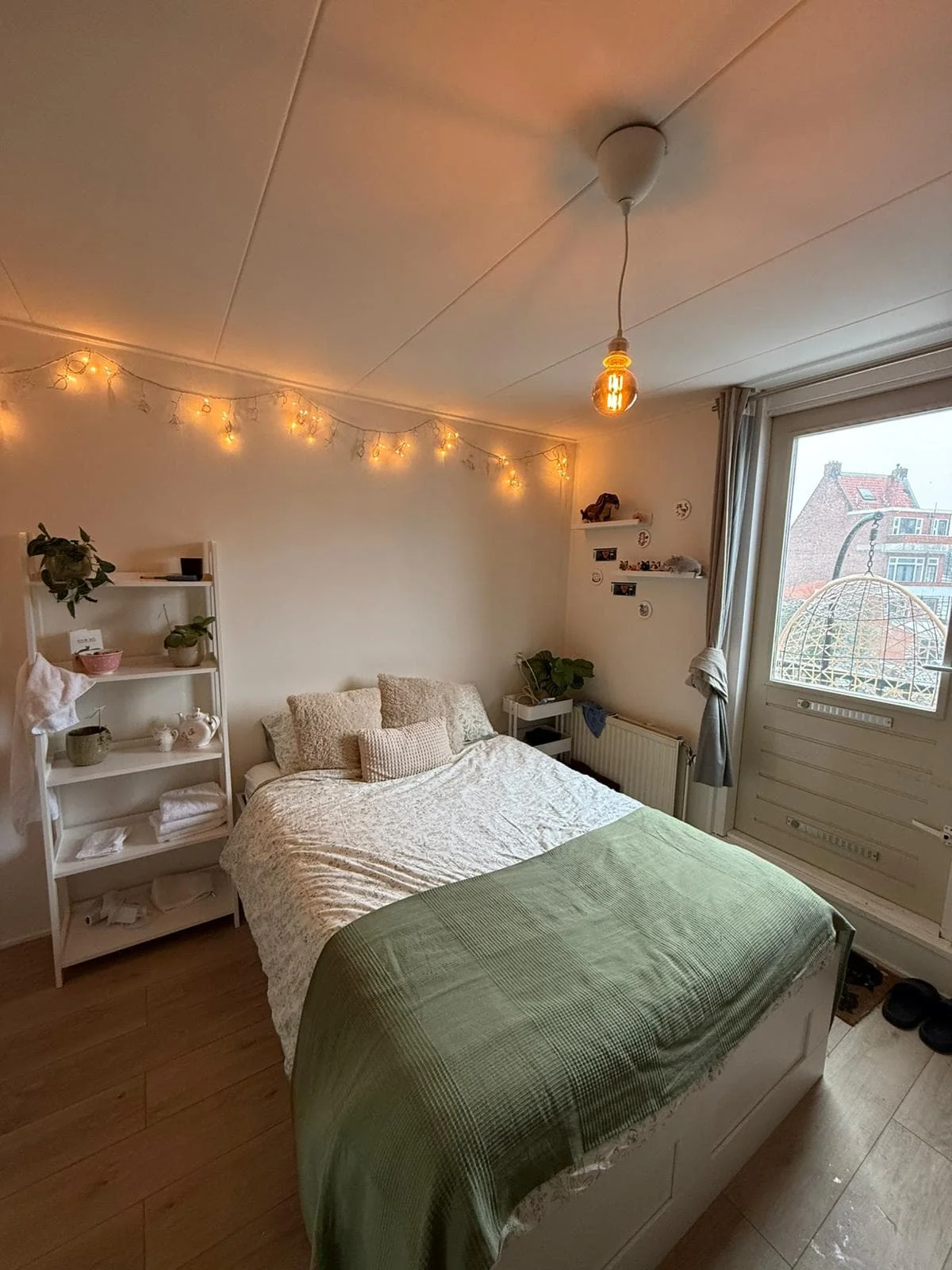 geblurde versie van de foto als achtergrond