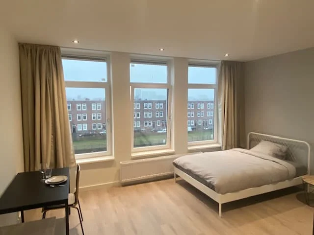 Foto van de Studio gelegen aan de Hillevliet in Rotterdam