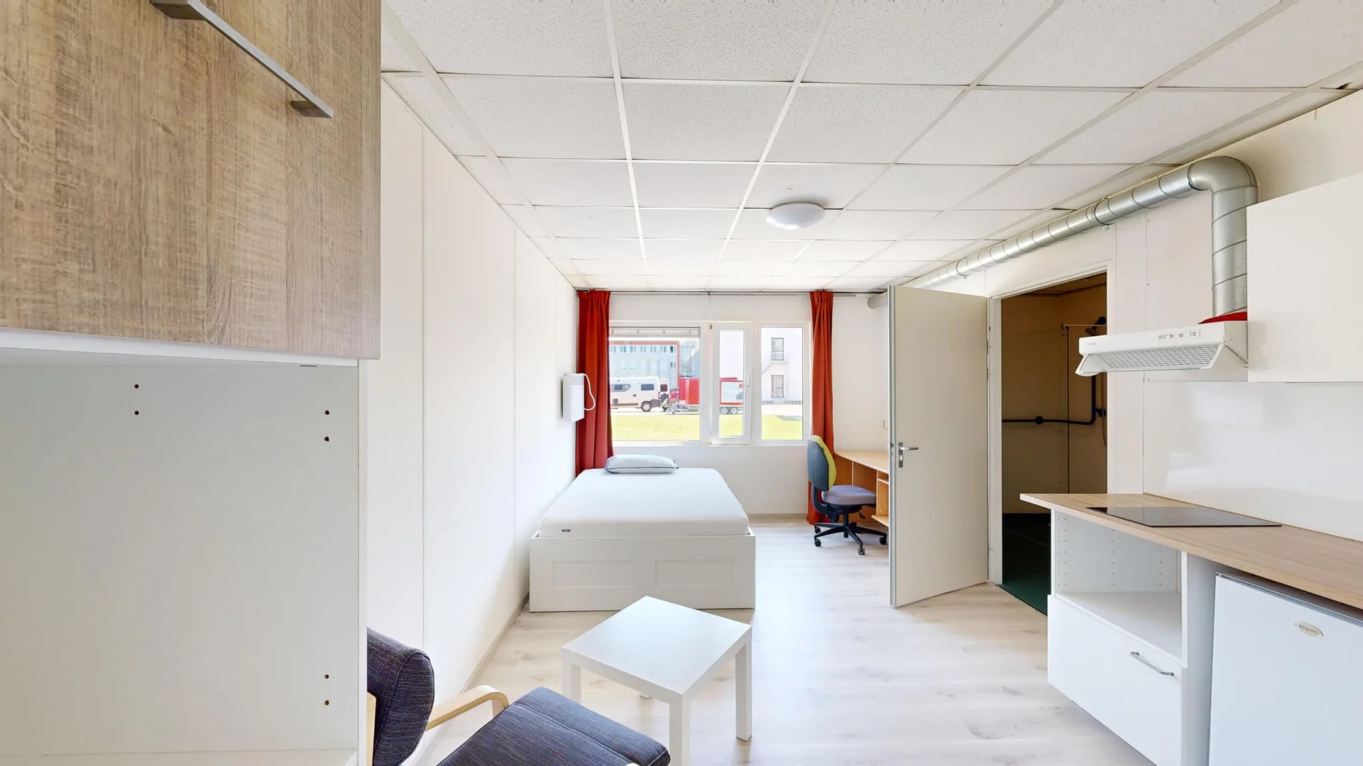 geblurde versie van de foto als achtergrond