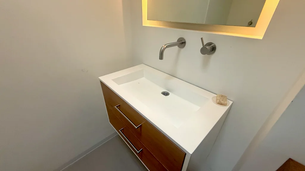 geblurde versie van de foto als achtergrond