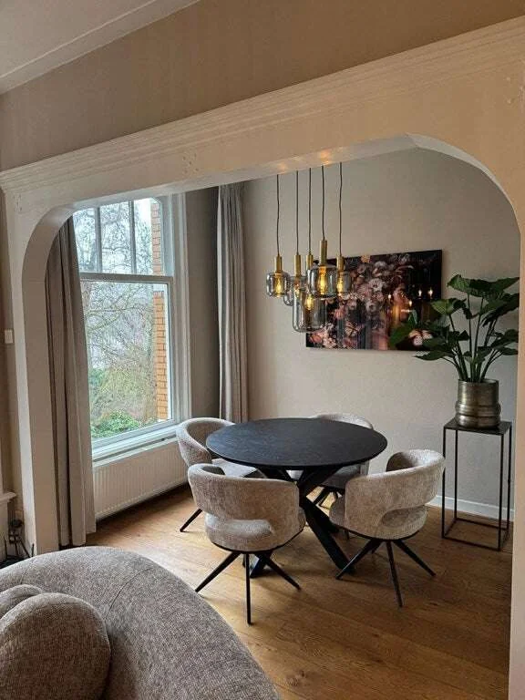 Foto van de Appartement gelegen aan de Van Eeghenlaan in Amsterdam