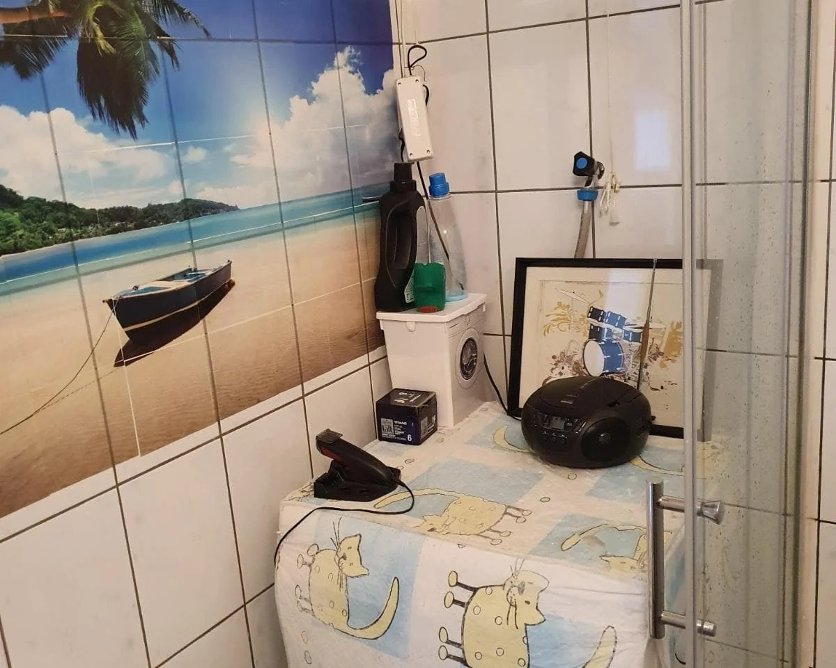 geblurde versie van de foto als achtergrond