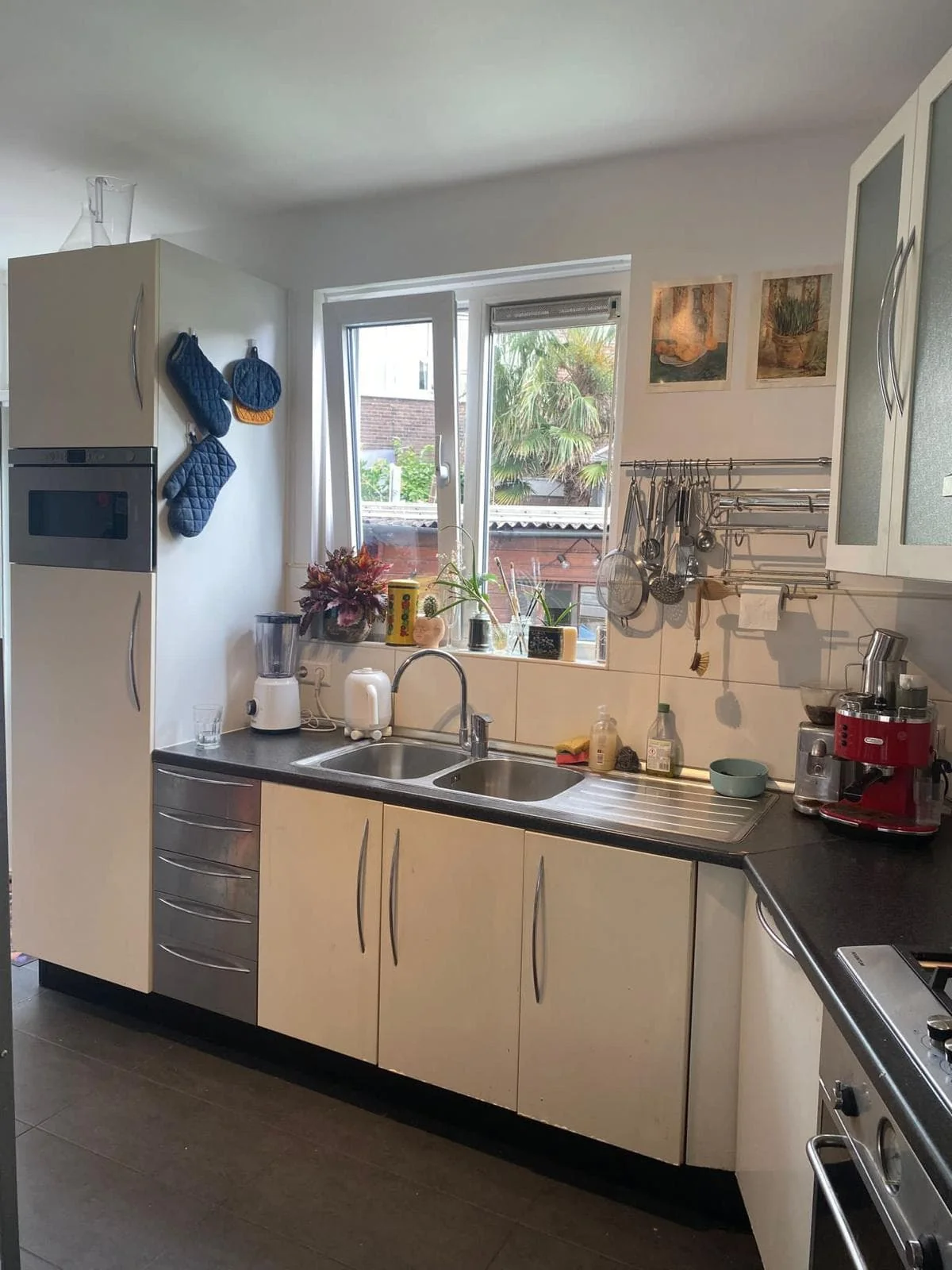 geblurde versie van de foto als achtergrond