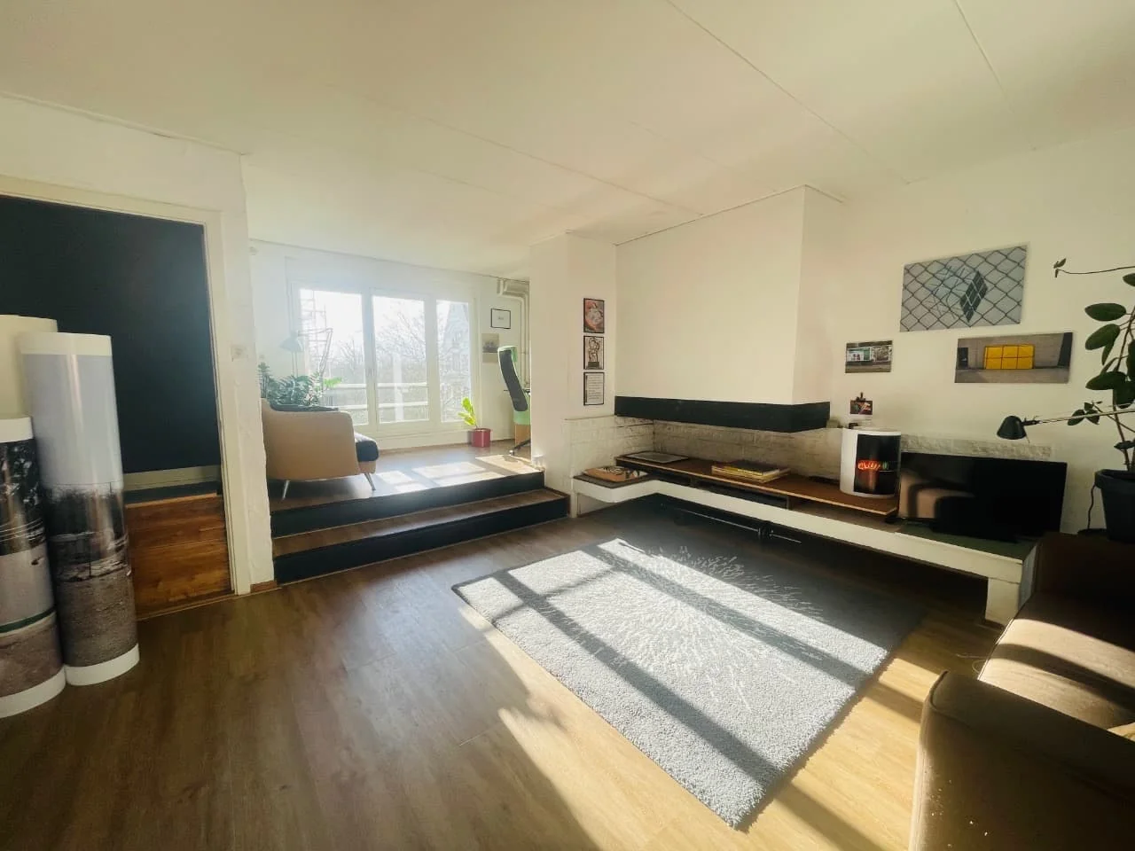 geblurde versie van de foto als achtergrond