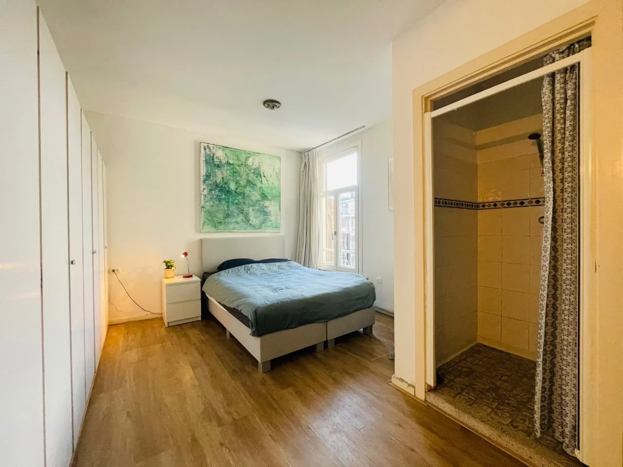 geblurde versie van de foto als achtergrond