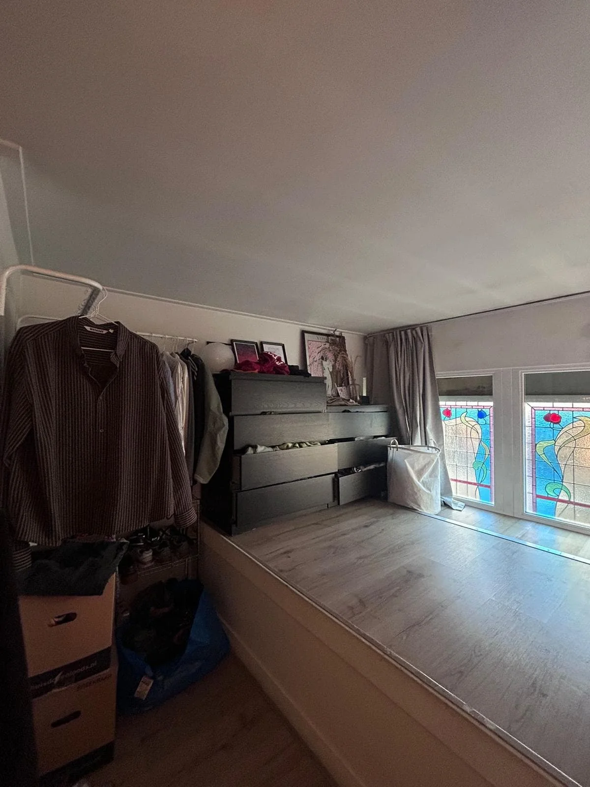 geblurde versie van de foto als achtergrond