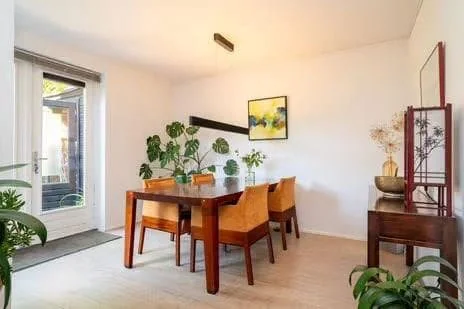 geblurde versie van de foto als achtergrond