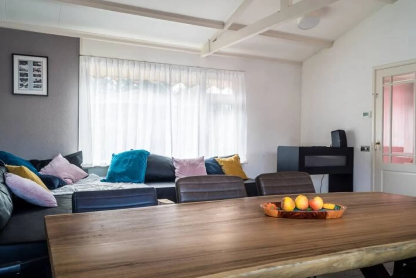 geblurde versie van de foto als achtergrond