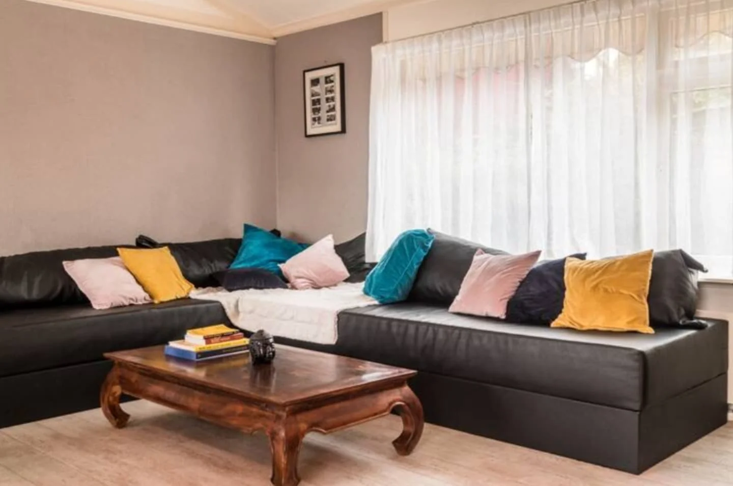 geblurde versie van de foto als achtergrond