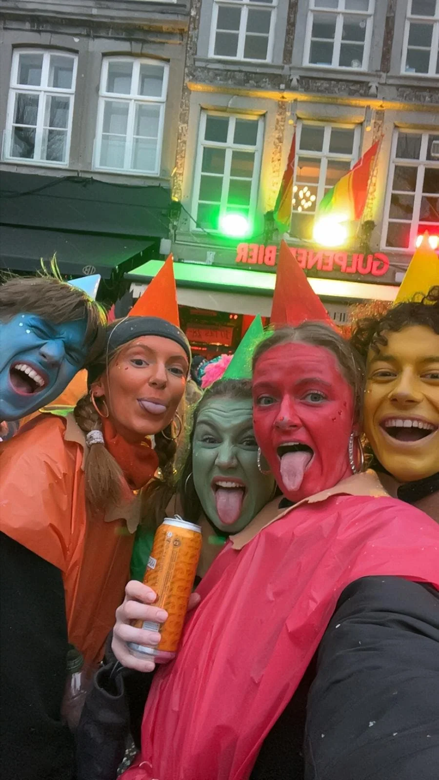 geblurde versie van de foto als achtergrond