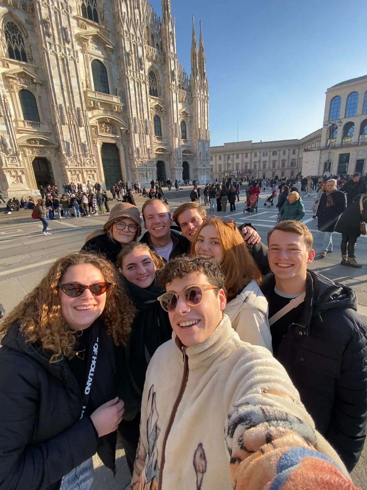 geblurde versie van de foto als achtergrond