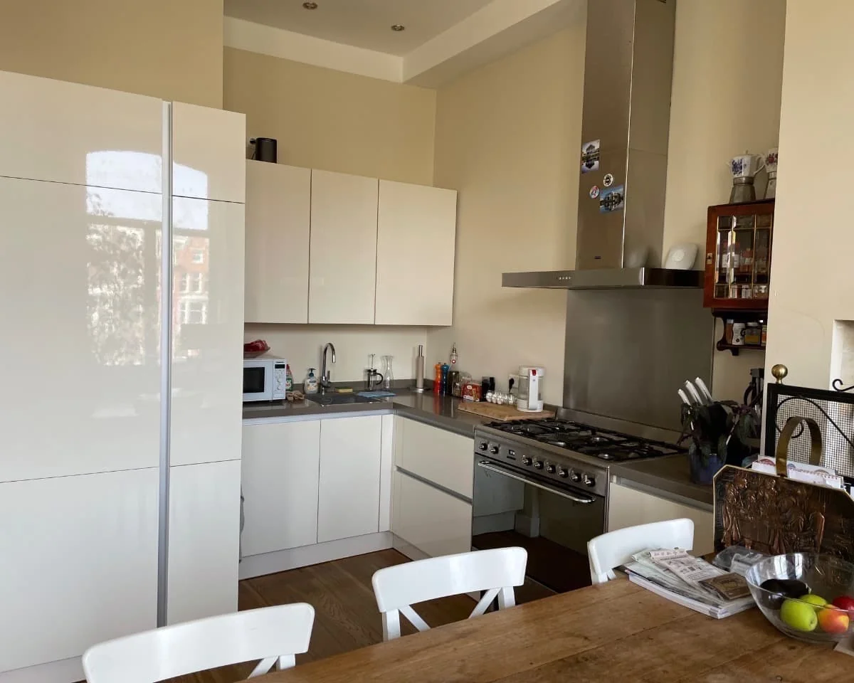 Foto van de Kamer gelegen aan de Koninginnegracht in Den Haag