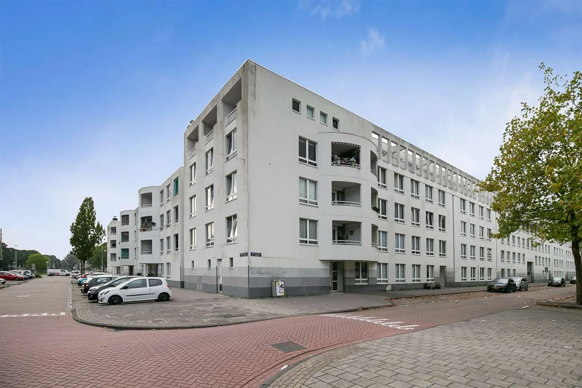 Foto van de Appartement gelegen aan de Dickenslaan in Amsterdam