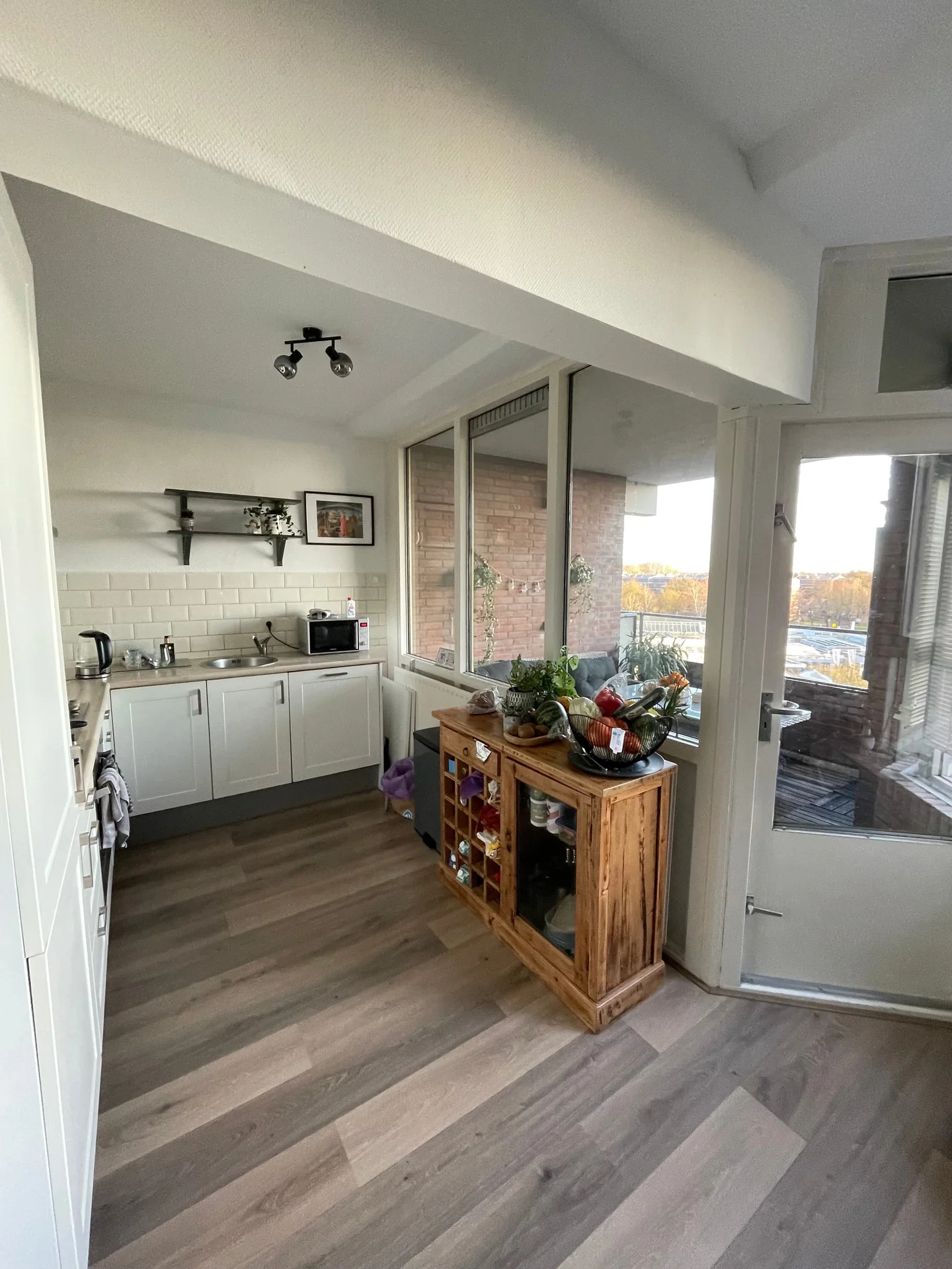 geblurde versie van de foto als achtergrond