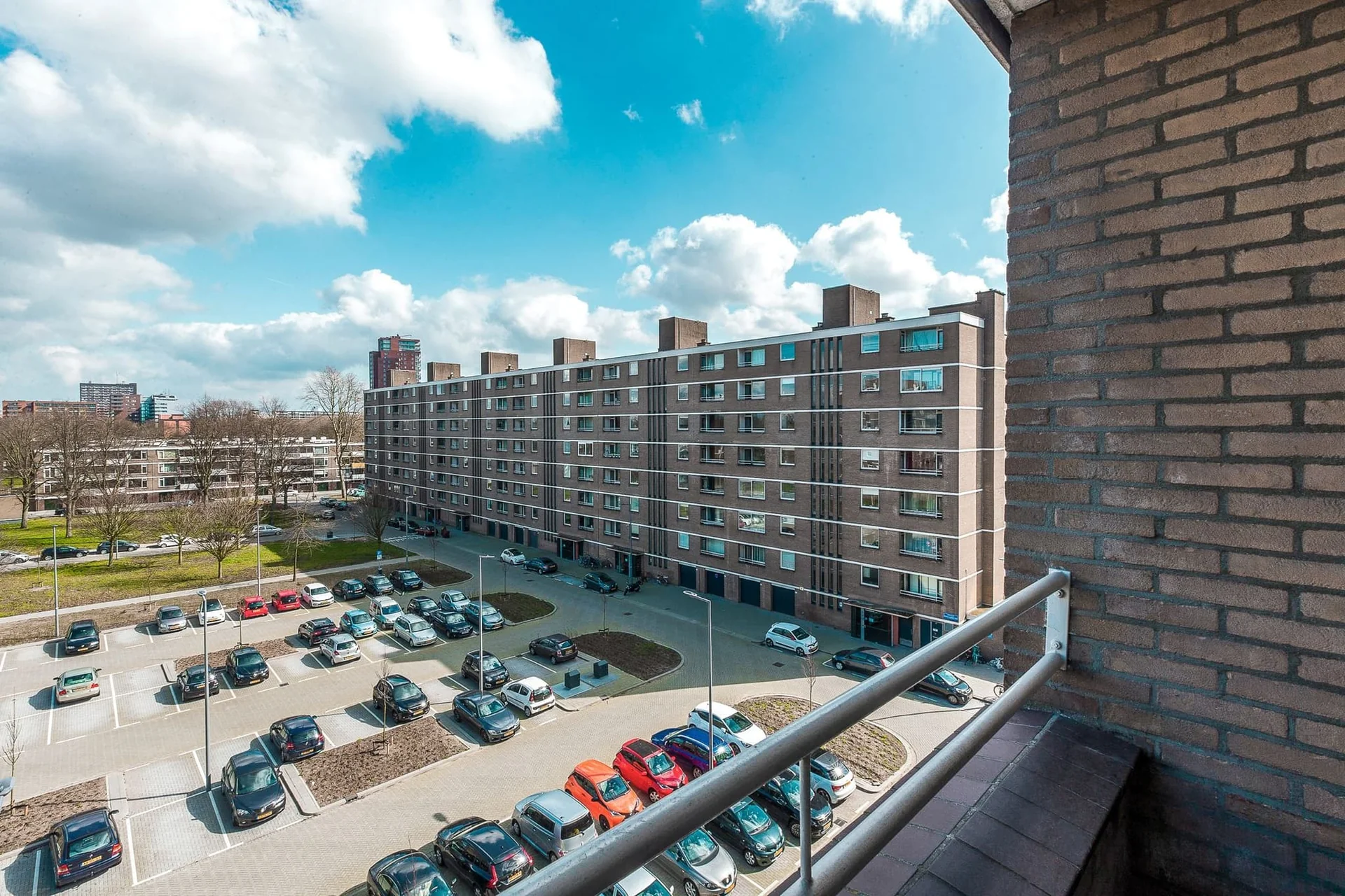 geblurde versie van de foto als achtergrond