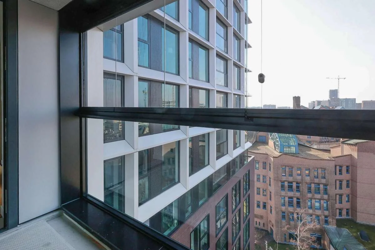 Foto van de Appartement gelegen aan de Bijlmerplein in Amsterdam