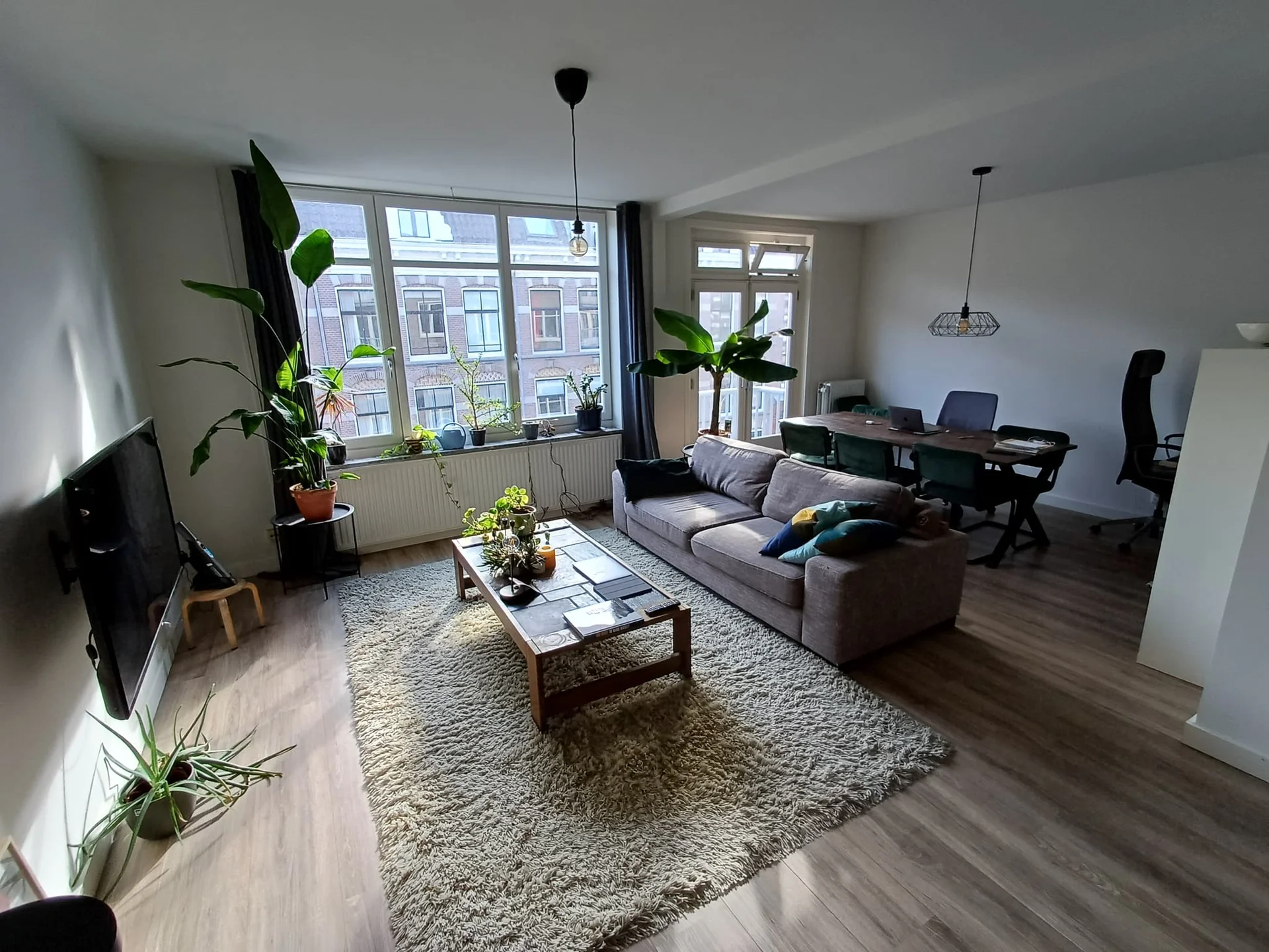 Foto van de Kamer gelegen aan de Swammerdamstraat in Amsterdam