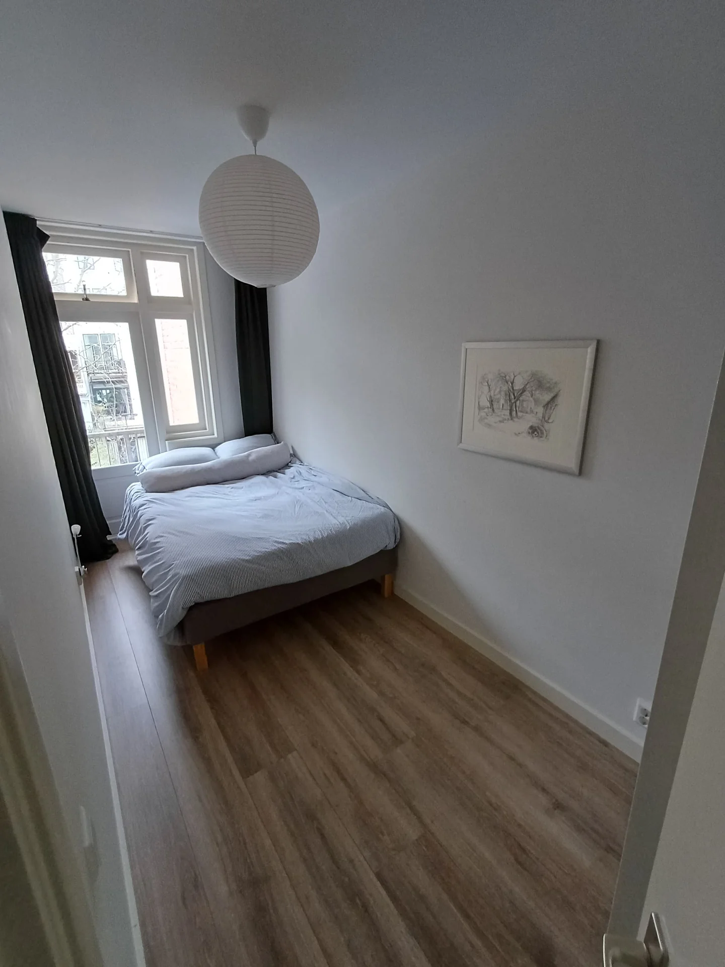 Foto van de Kamer gelegen aan de Swammerdamstraat in Amsterdam