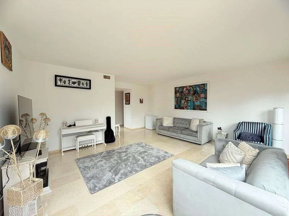 Foto van de Appartement gelegen aan de Bovenkerkerweg in Amstelveen