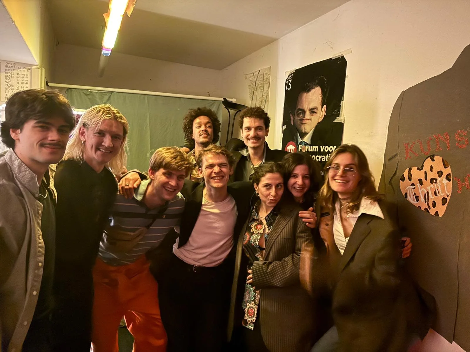 geblurde versie van de foto als achtergrond