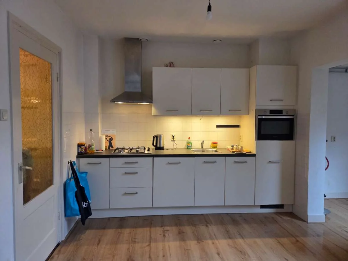 geblurde versie van de foto als achtergrond